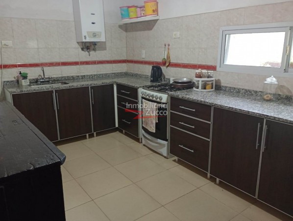 VENTA: CASA EN CORONDA - Ref. 1055