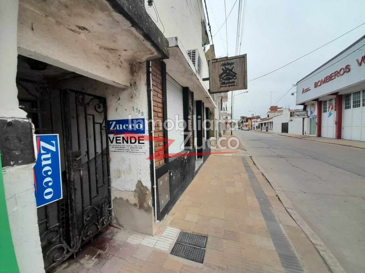 VENTA: CASA INTERNA EN PLENO CENTRO DE CORONDA - Ref. 637