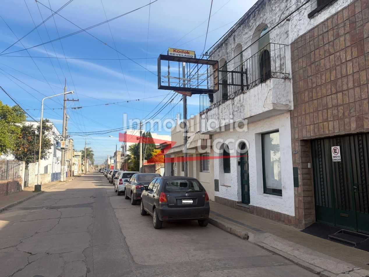 ALQUILO: LOCAL COMERCIAL + CASA EN PLANTA ALTA EN CORONDA