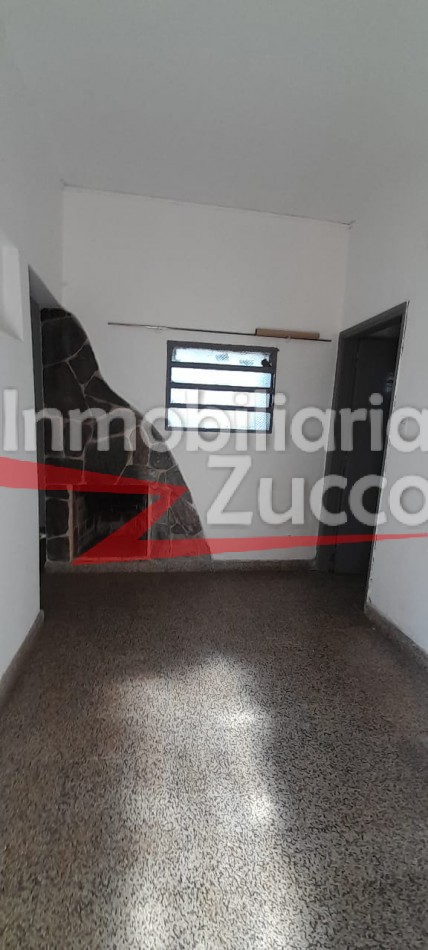 ALQUILO: CASA EN CORONDA