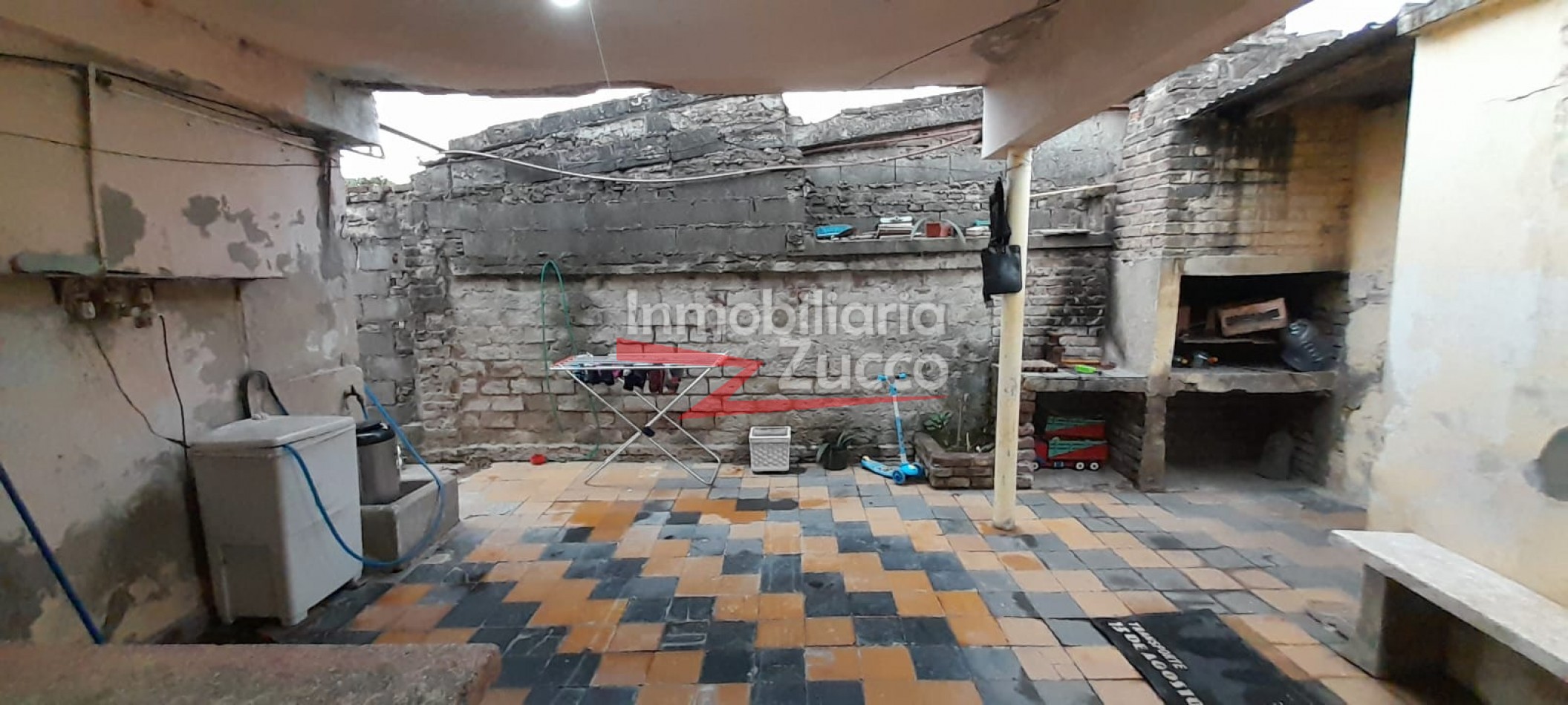 VENTA: CASA EN CORONDA - Ref. 1219