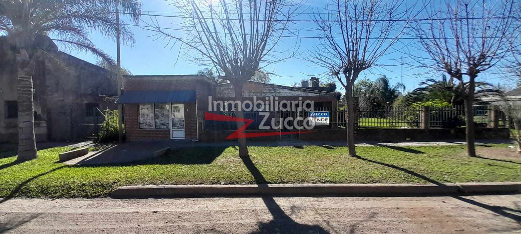 VENTA: CASA + LOCAL COMERCIAL EN AROCENA - Ref. 1193