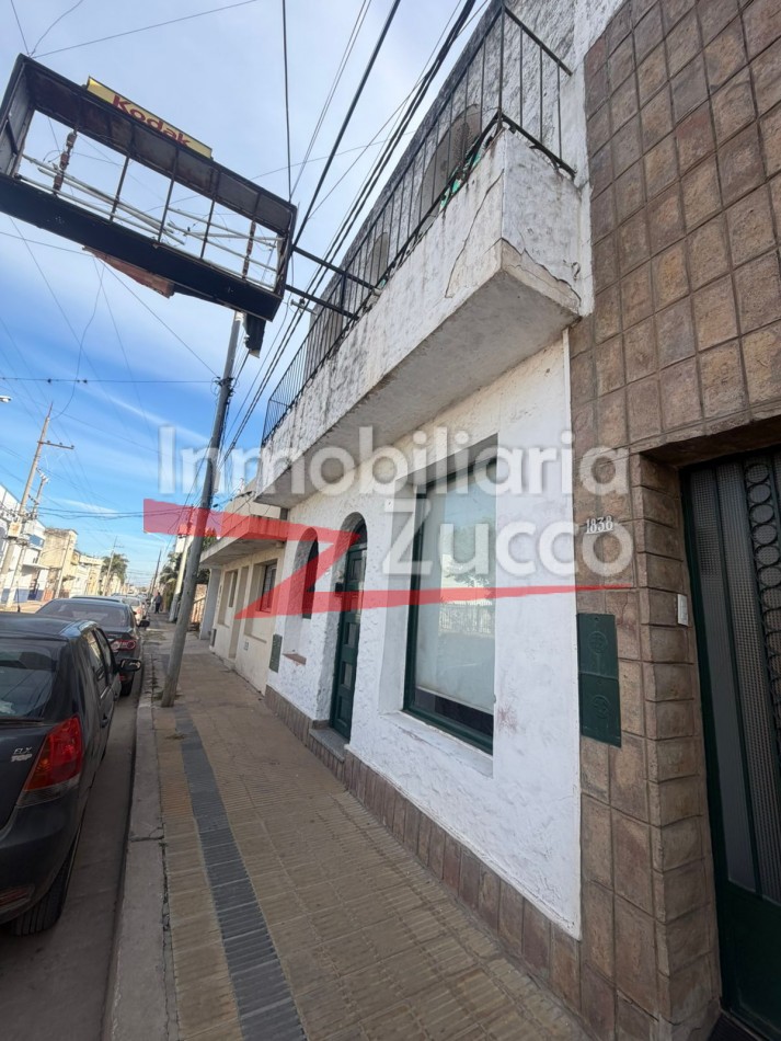 ALQUILO: LOCAL COMERCIAL + CASA EN PLANTA ALTA EN CORONDA