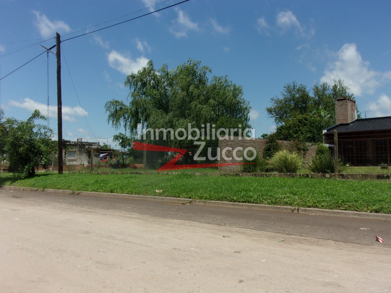 VENTA: DOS CASAS CON TERRENO EN AROCENA - Ref. 178