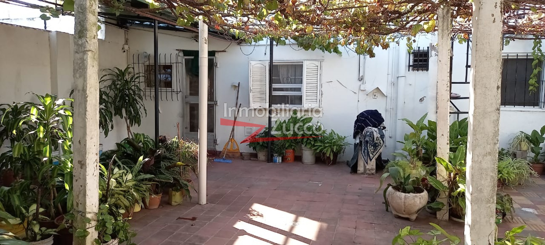 VENTA: CASA EN CORONDA - Ref. 733