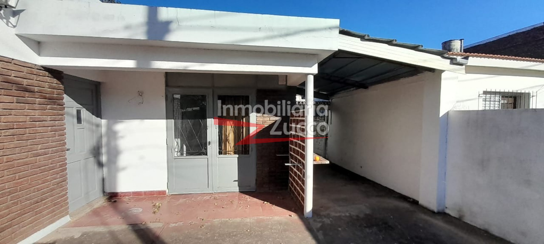 ALQUILO: CASA EN CORONDA