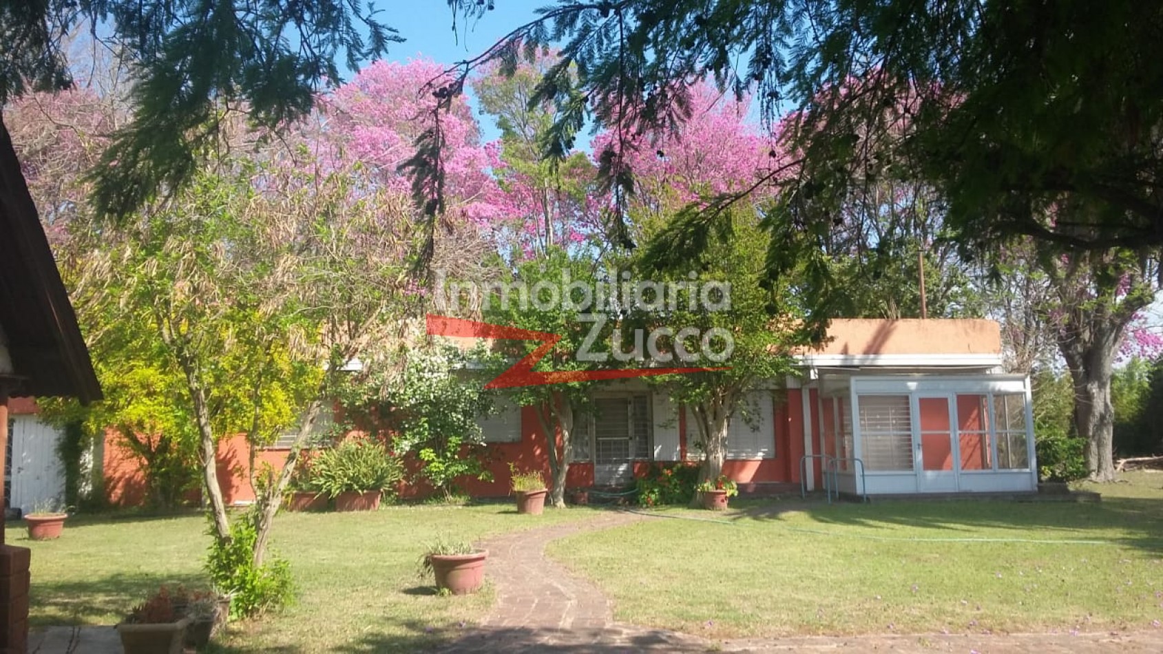 VENTA: IMPORTANTE PROPIEDAD EN BARRIO BASUALDO CON VISTA AL RIO - Ref. 424