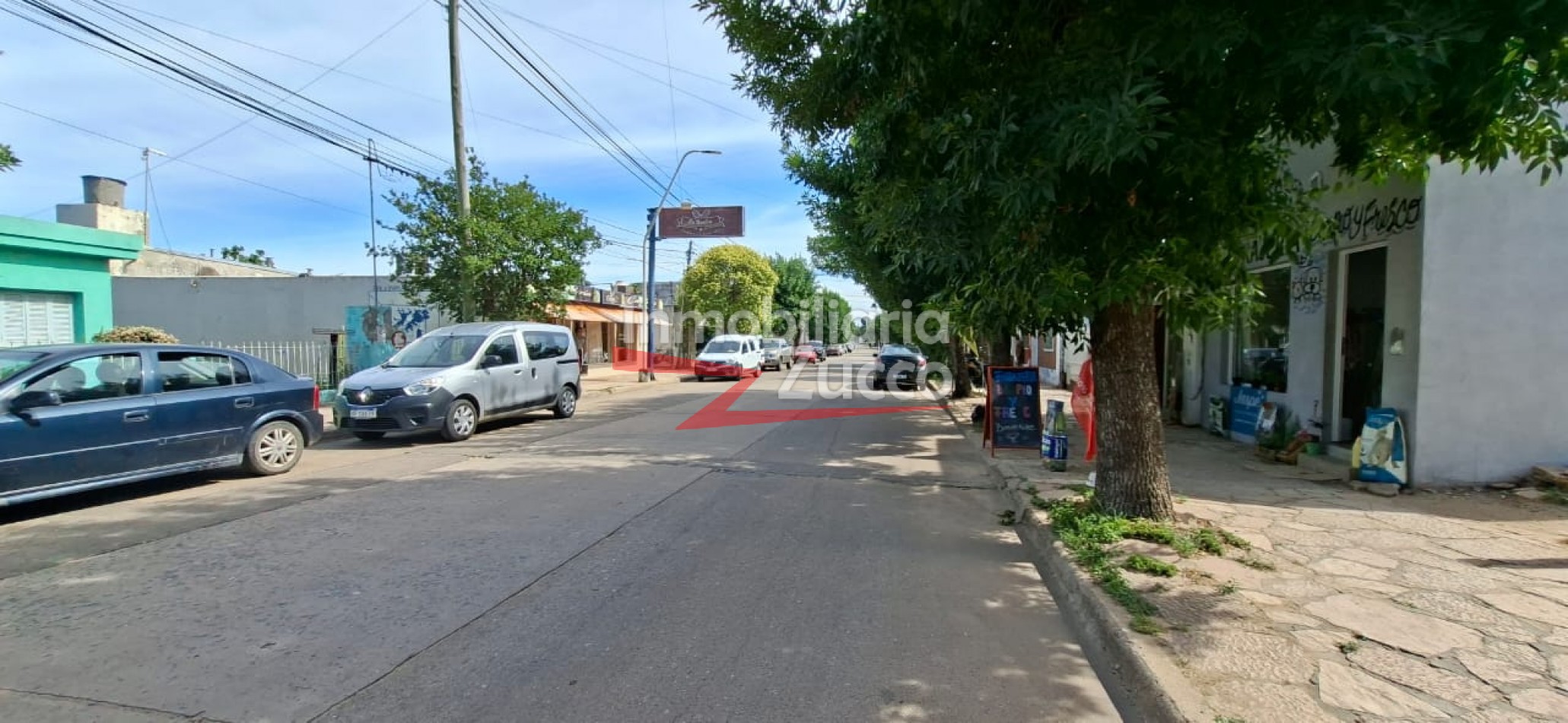 ALQUILO: LOCAL COMERCIAL EN CORONDA