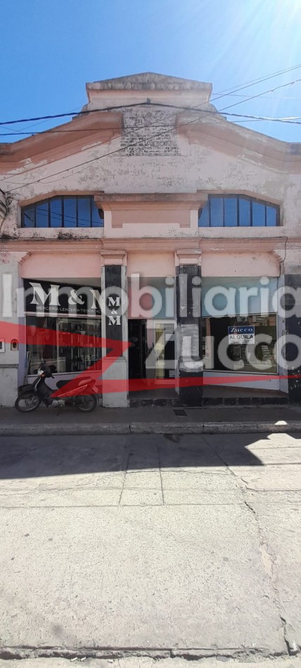 ALQUILO: LOCAL COMERCIAL CENTRICO EN CORONDA