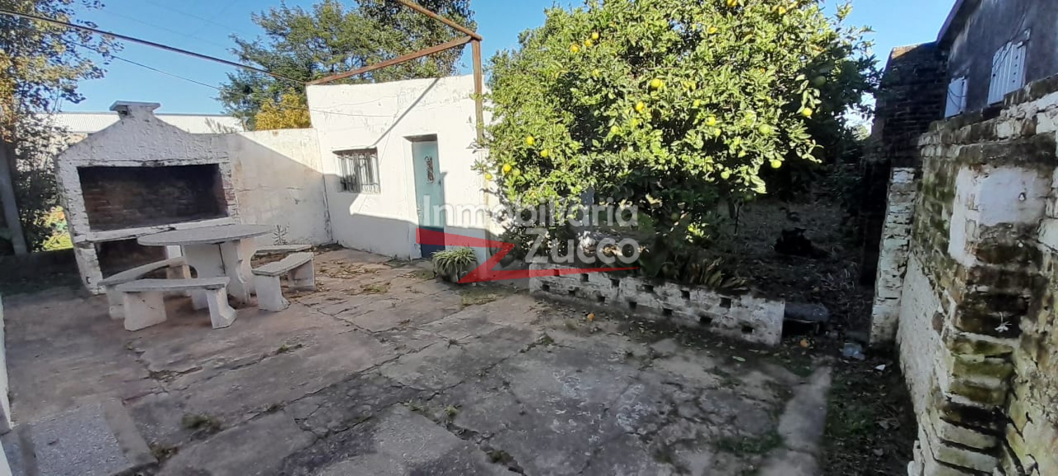 ALQUILO: CASA EN CORONDA