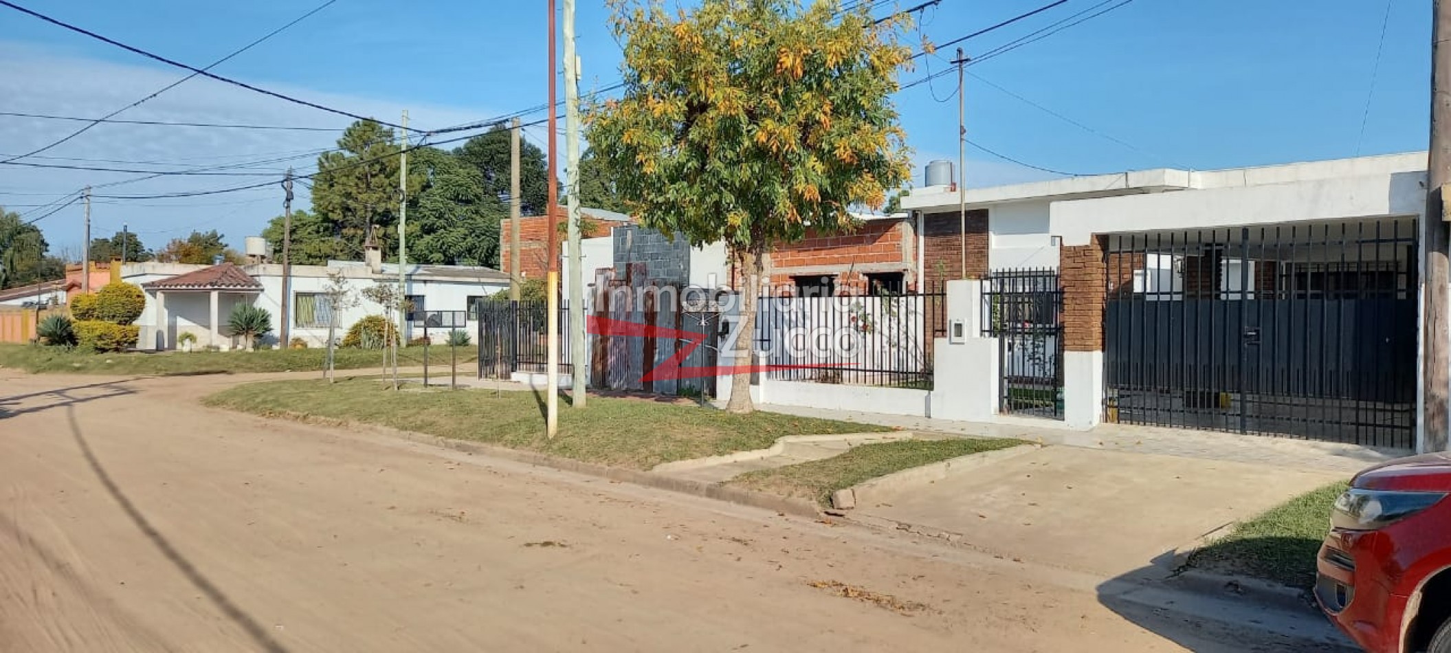 VENTA: CASA EN CORONDA - Ref. 733