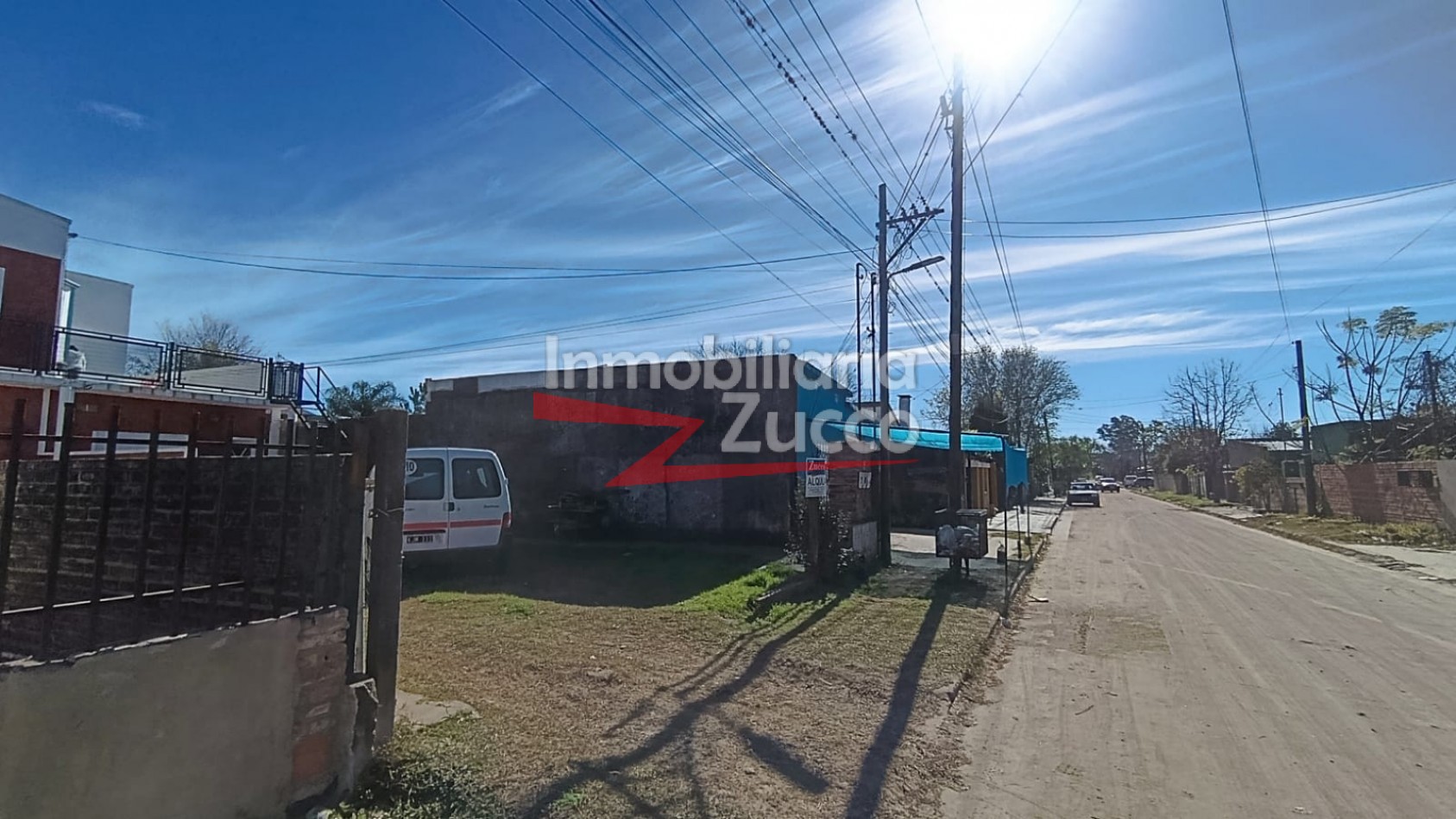ALQUILO: DEPARTAMENTO EN PLANTA BAJA EN CORONDA