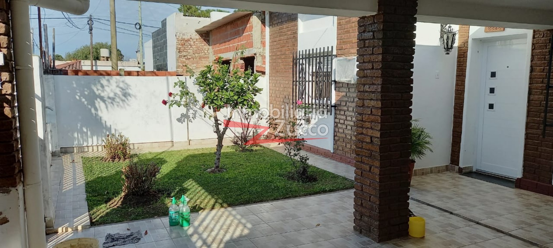 VENTA: CASA EN CORONDA - Ref. 733