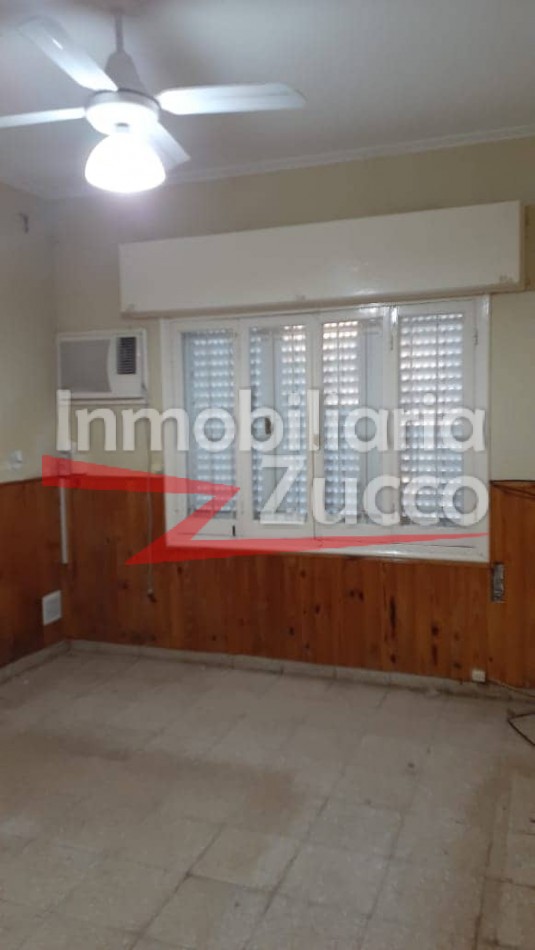 VENTA: CASA EN CORONDA - Ref. 949