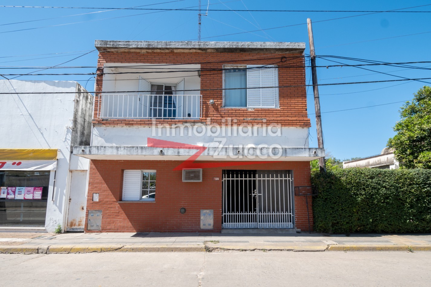 ALQUILO: CASA EN CORONDA