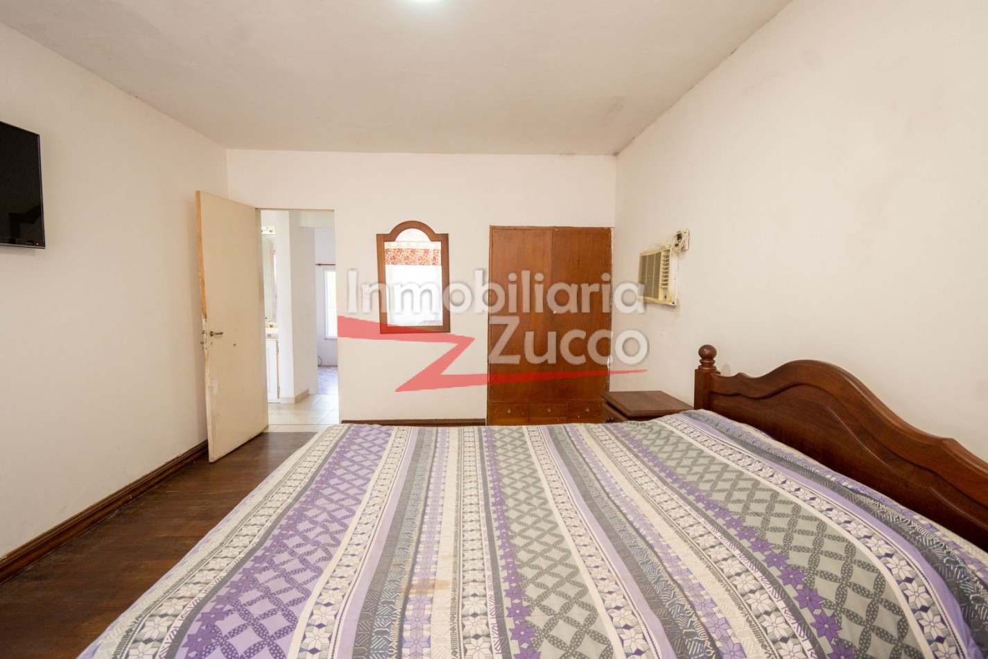 ALQUILO: CASA EN CORONDA