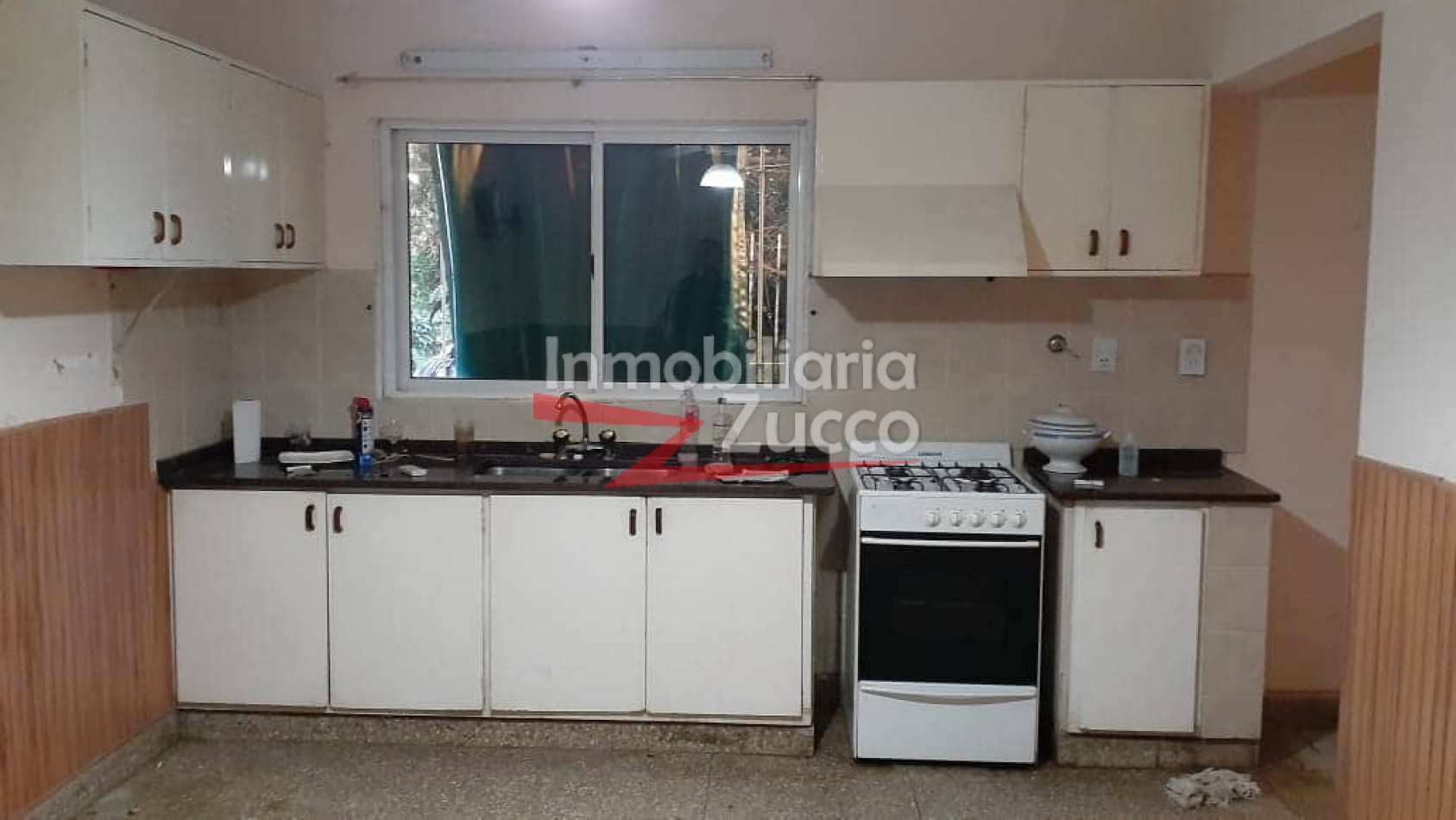 VENTA: CASA EN CORONDA - Ref. 949