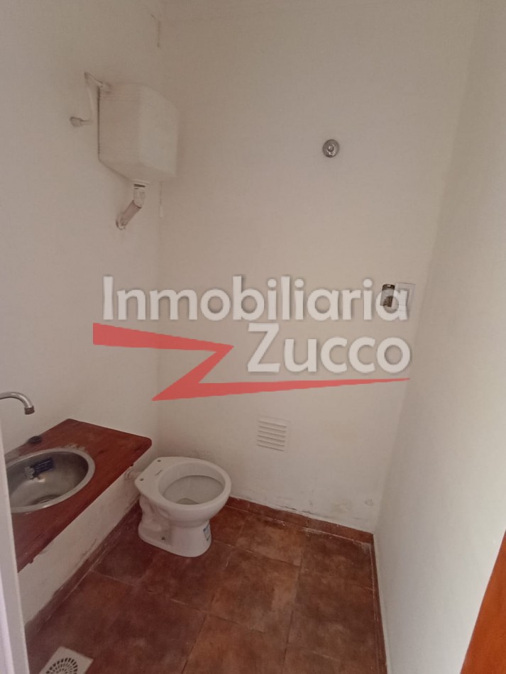 ALQUILO: LOCAL COMERCIAL