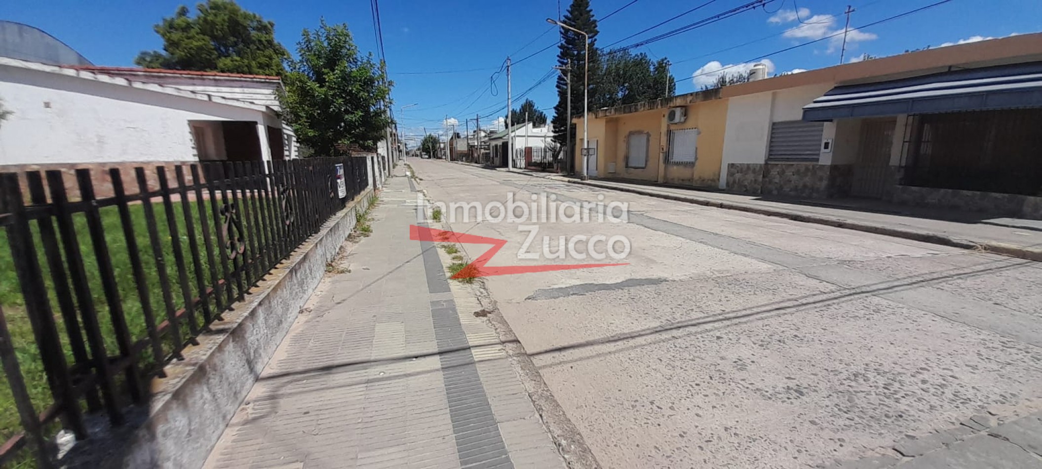 VENTA: LOTE EN CORONDA - Ref.