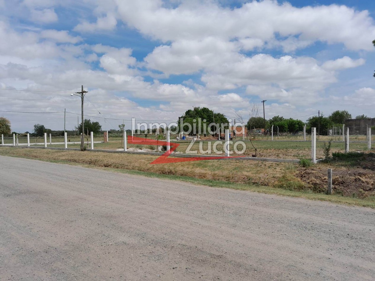 VENTA: DOS LOTES DE TERRENOS LINDANTES CERCANOS AL RIO EN BARRIO LOS PARAISOS - Ref. 975