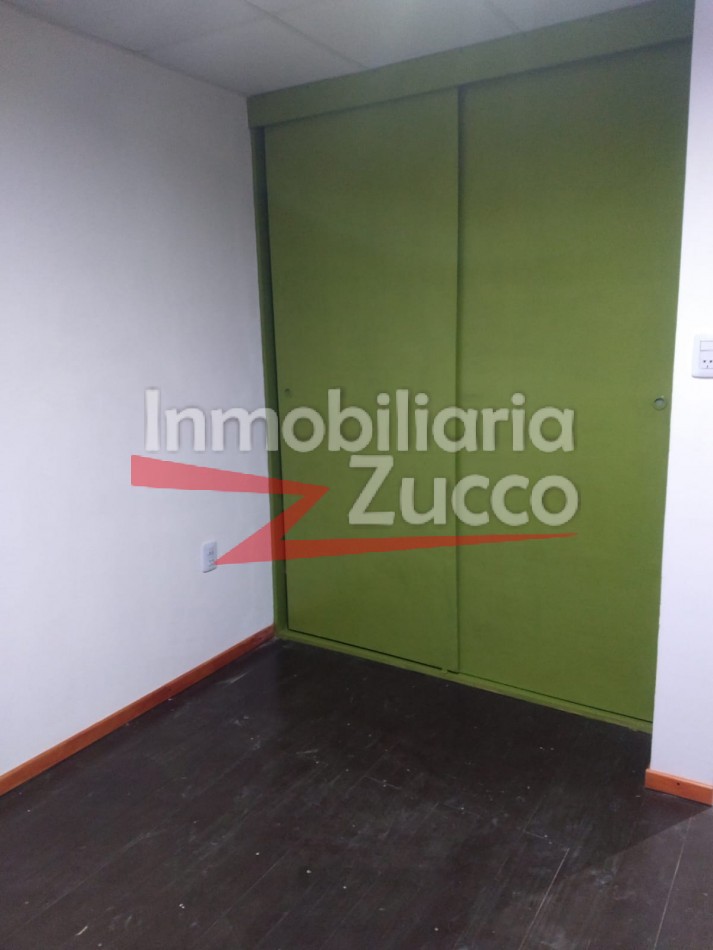 ALQUILO: DUPLEX EN CORONDA