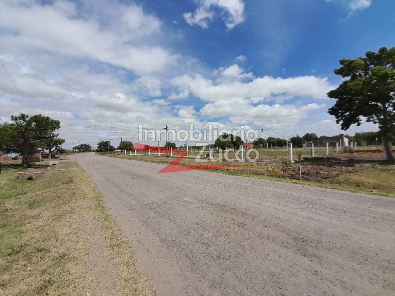 VENTA: DOS LOTES DE TERRENOS LINDANTES CERCANOS AL RIO EN BARRIO LOS PARAISOS - Ref. 975