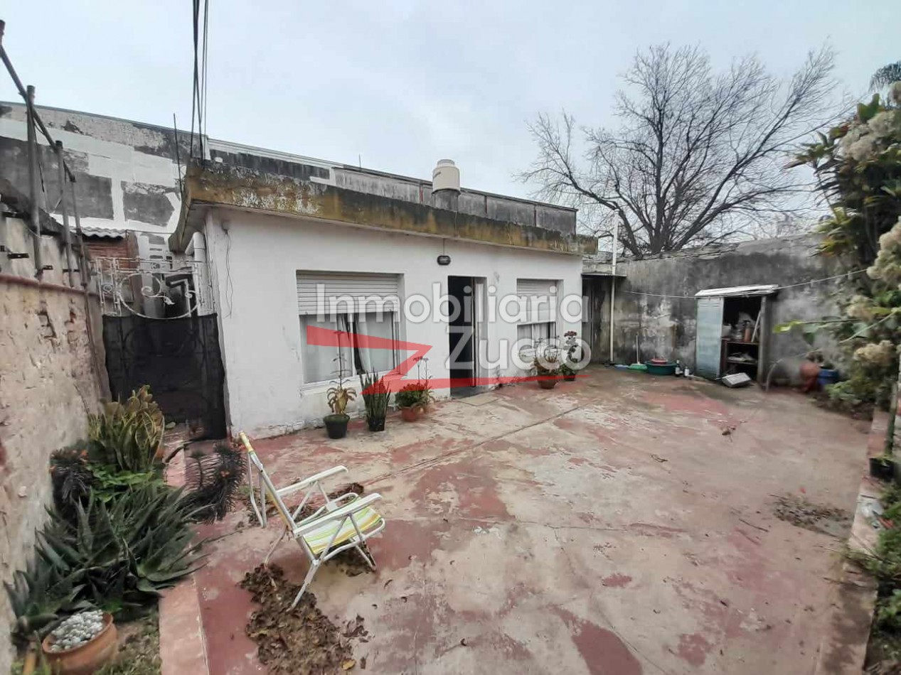 VENTA: CASA INTERNA EN PLENO CENTRO DE CORONDA - Ref. 637