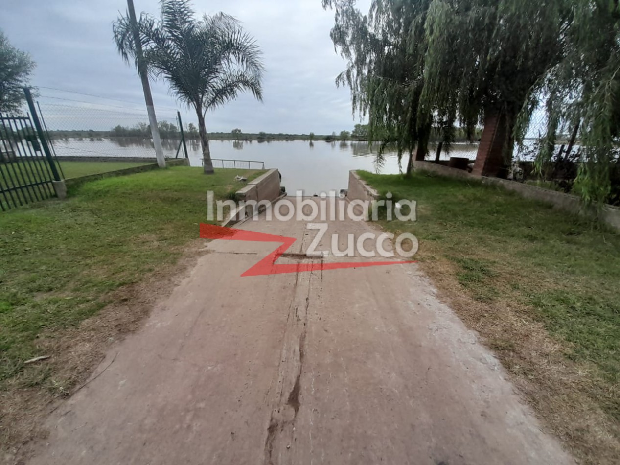 VENTA: EXCELENTE CASA DE FIN DE SEMANA FRENTE AL RIO CORONDA - Ref. 1187