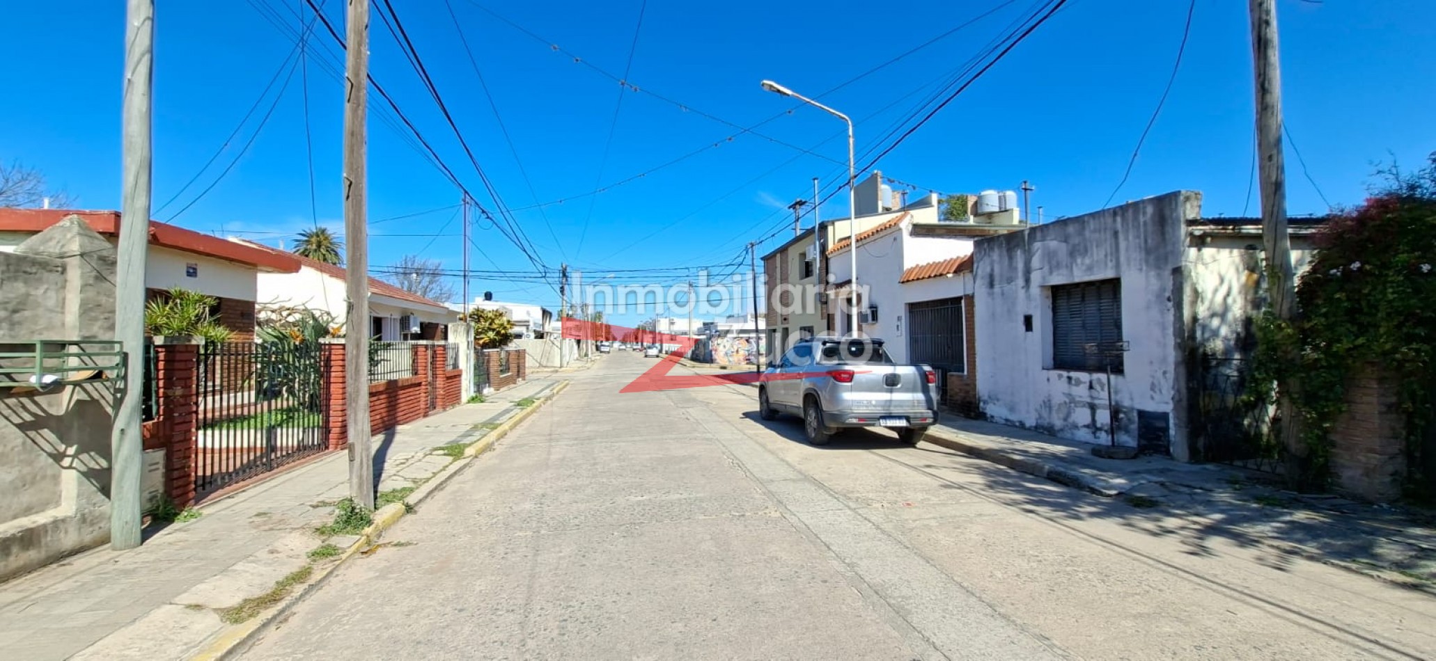 ALQUILO: DUPLEX EN CORONDA