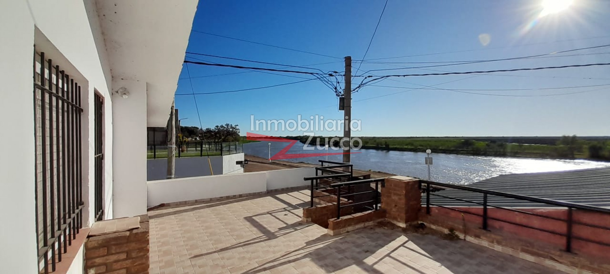 VENTA: CASA EN CORONDA CON HERMOSA VISTA AL RIO - Ref. 1101