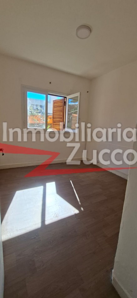ALQUILO: DEPARTAMENTO EN PLANTA BAJA CORONDA