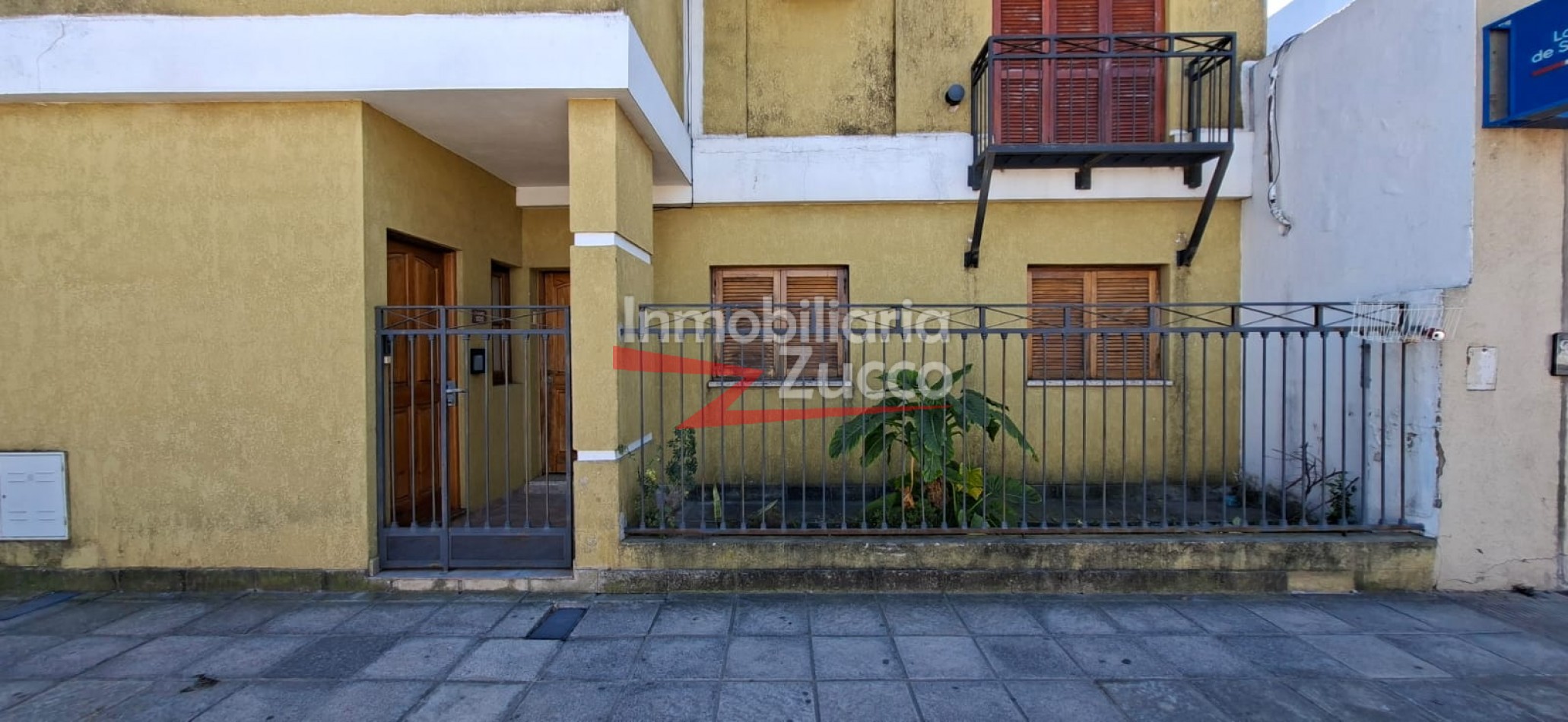 ALQUILO: DEPARTAMENTO EN PLANTA BAJA CORONDA