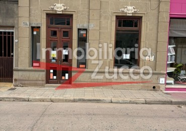 ALQUILO: LOCAL COMERCIAL CENTRICO EN CORONDA