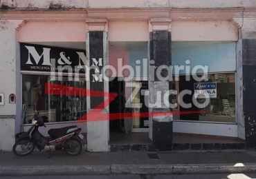 ALQUILO: LOCAL COMERCIAL CENTRICO EN CORONDA