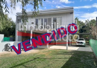 VENTA: EXCELENTE CASA DE FIN DE SEMANA FRENTE AL RIO CORONDA - Ref. 1187